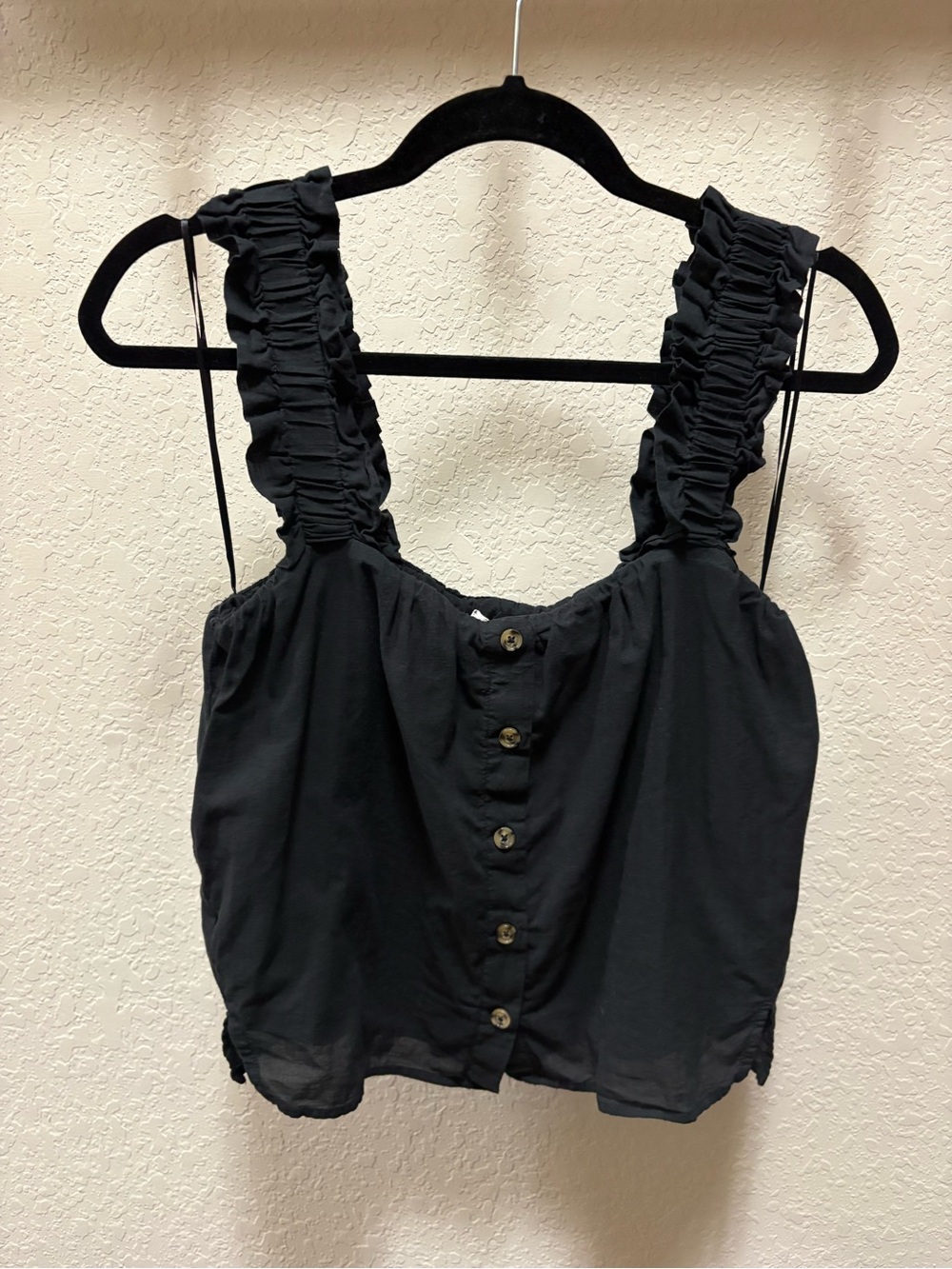 Treasure & Bond Black Ruffle Strap Button-Front Tank